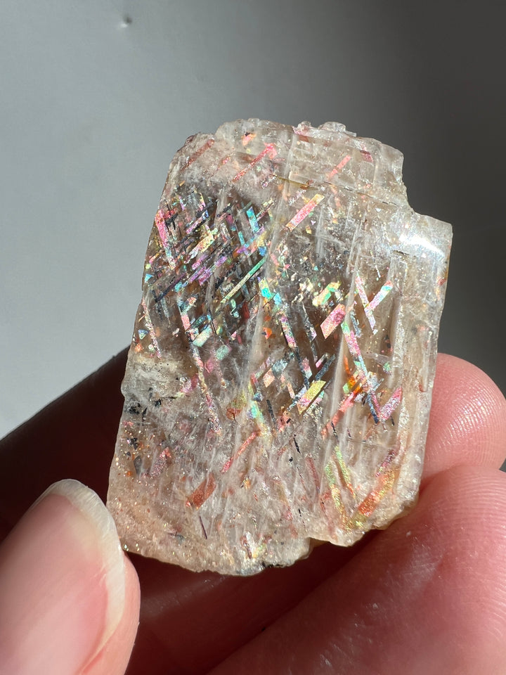 Rainbow Lattice Sunstone