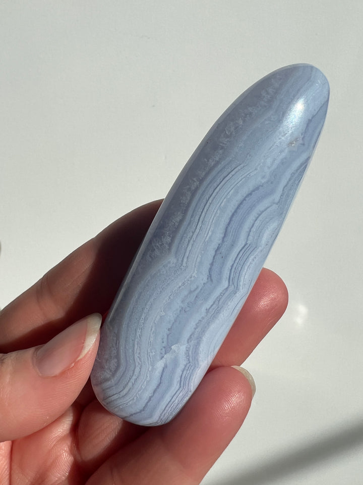 Blue Lace Agate Palmstone (14)