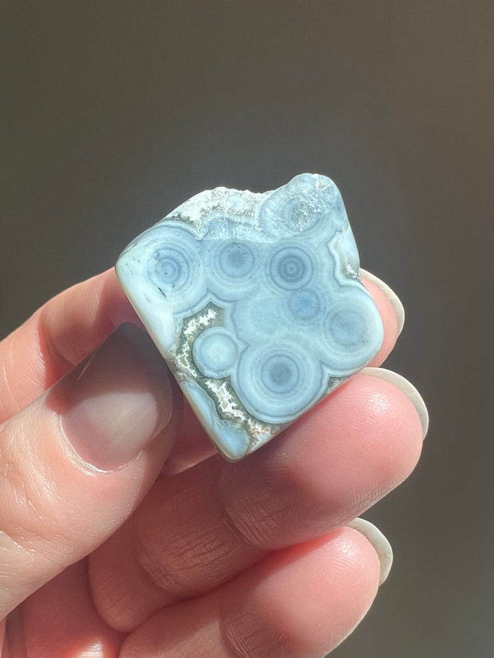 Blue 8th Vein Ocean Jasper Tumble (2)