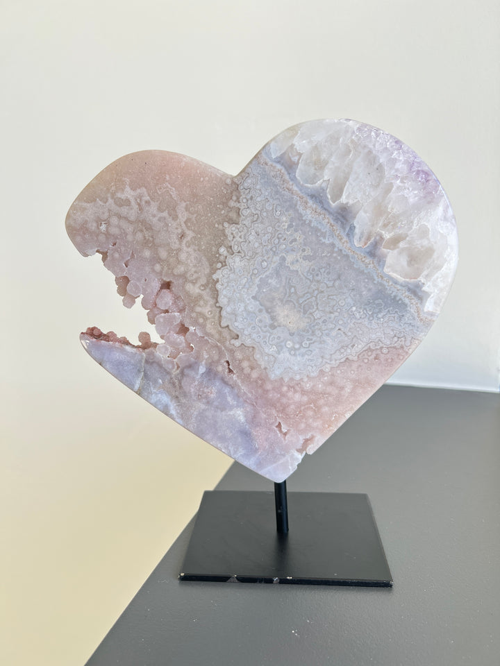 Agate Geode Heart on Stand | 1.27kg