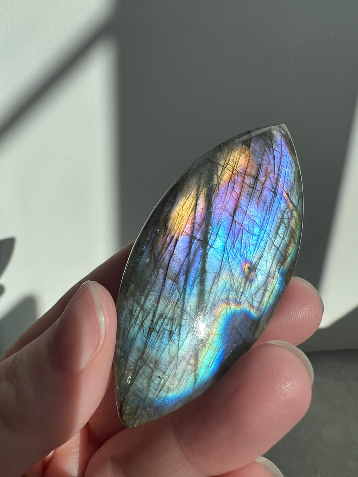 Labradorite Cab (2)