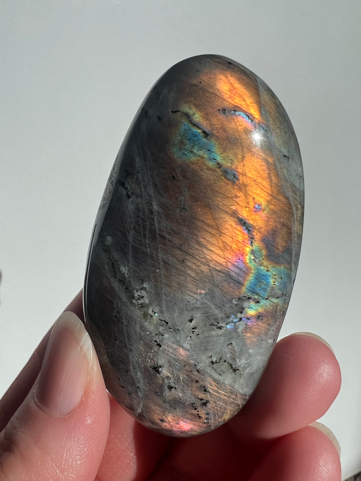 Labradorite Palmstone (5)