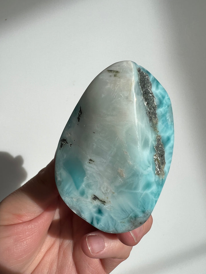 Larimar Freeform 16 411.7g