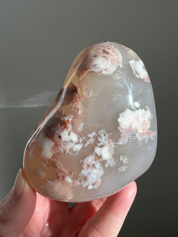 Flower Agate XL Palmstone 400g (1)