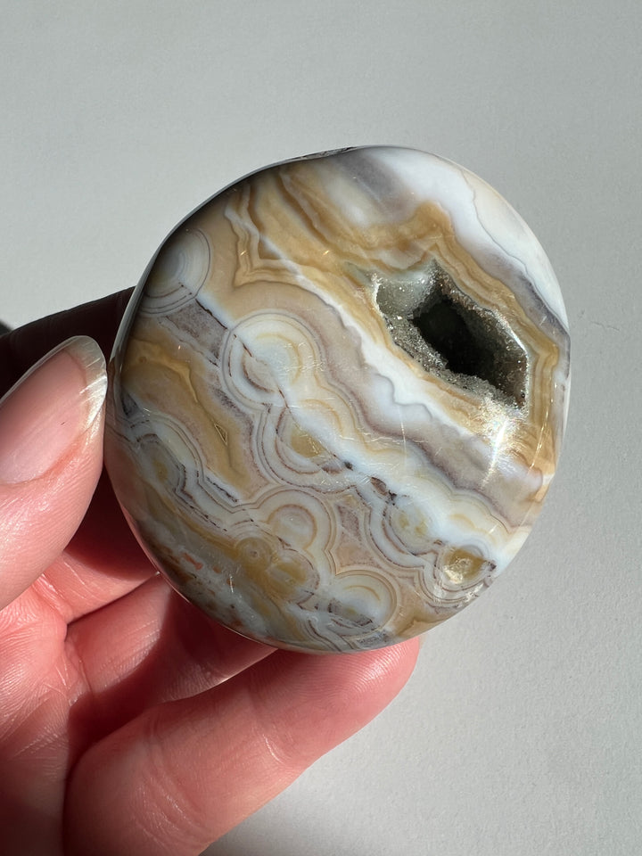 Ocean Jasper 8th Vein Palmstone (15)