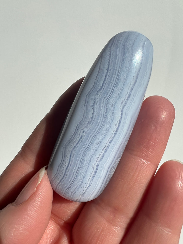 Blue Lace Agate Palmstone (17)