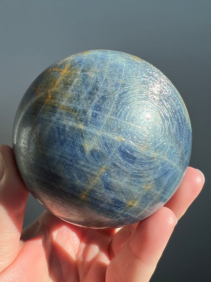 Sapphire Sphere 2 lbs 10 oz 83mm