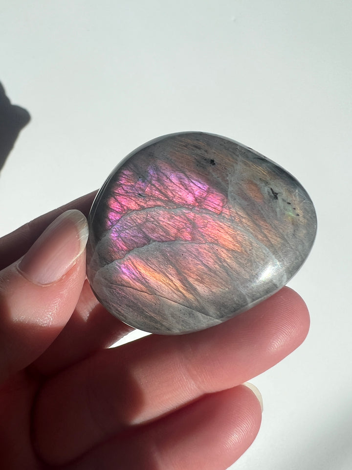 Labradorite Palmstone (13)