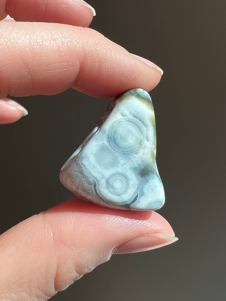 Blue 8th Vein Ocean Jasper Tumble (7)