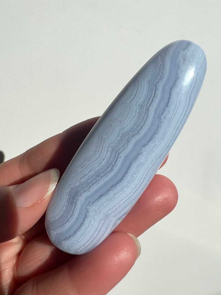 Blue Lace Agate Palmstone (13)