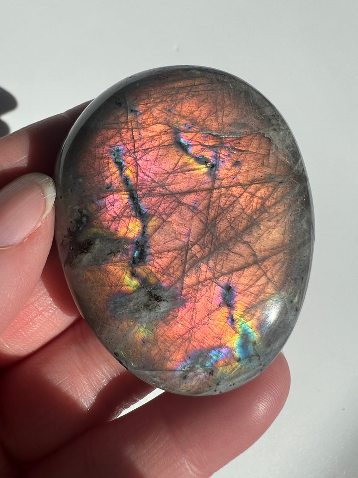 Labradorite Palmstone (14)