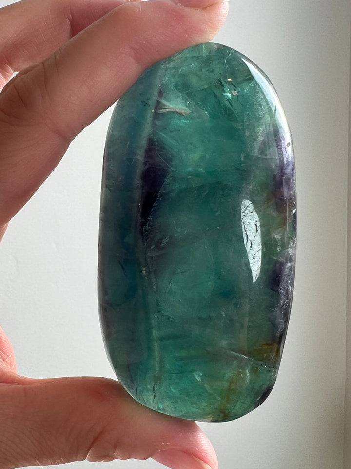 Fluorite Palmstone (2)