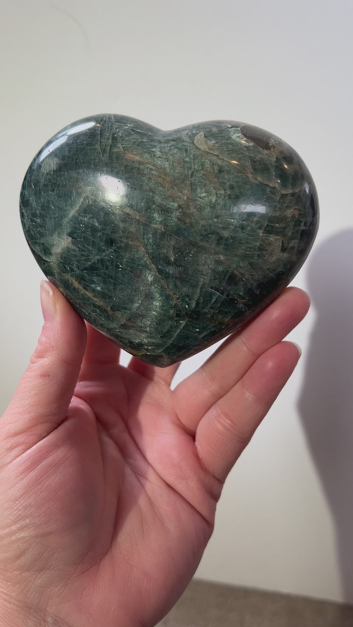 XL Apatite Heart (15)