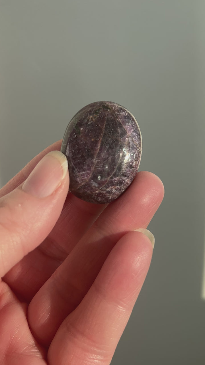 Ruby Pocket Stone (4)