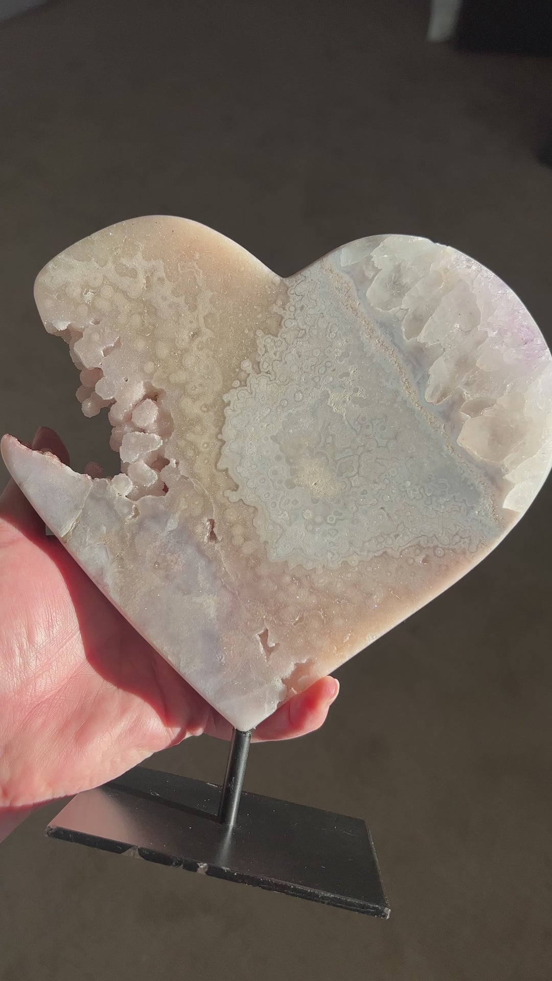 Agate Geode Heart on Stand | 1.27kg