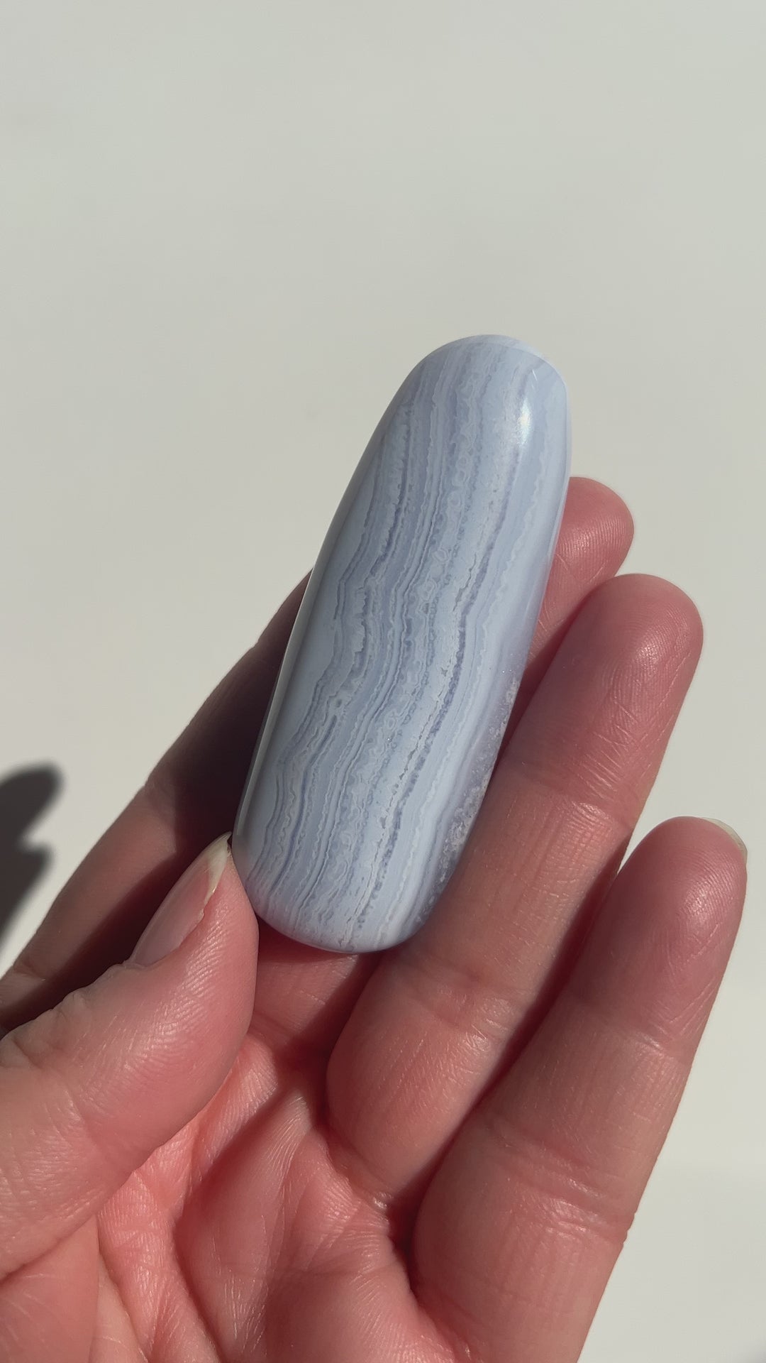 Blue Lace Agate Palmstone (17)