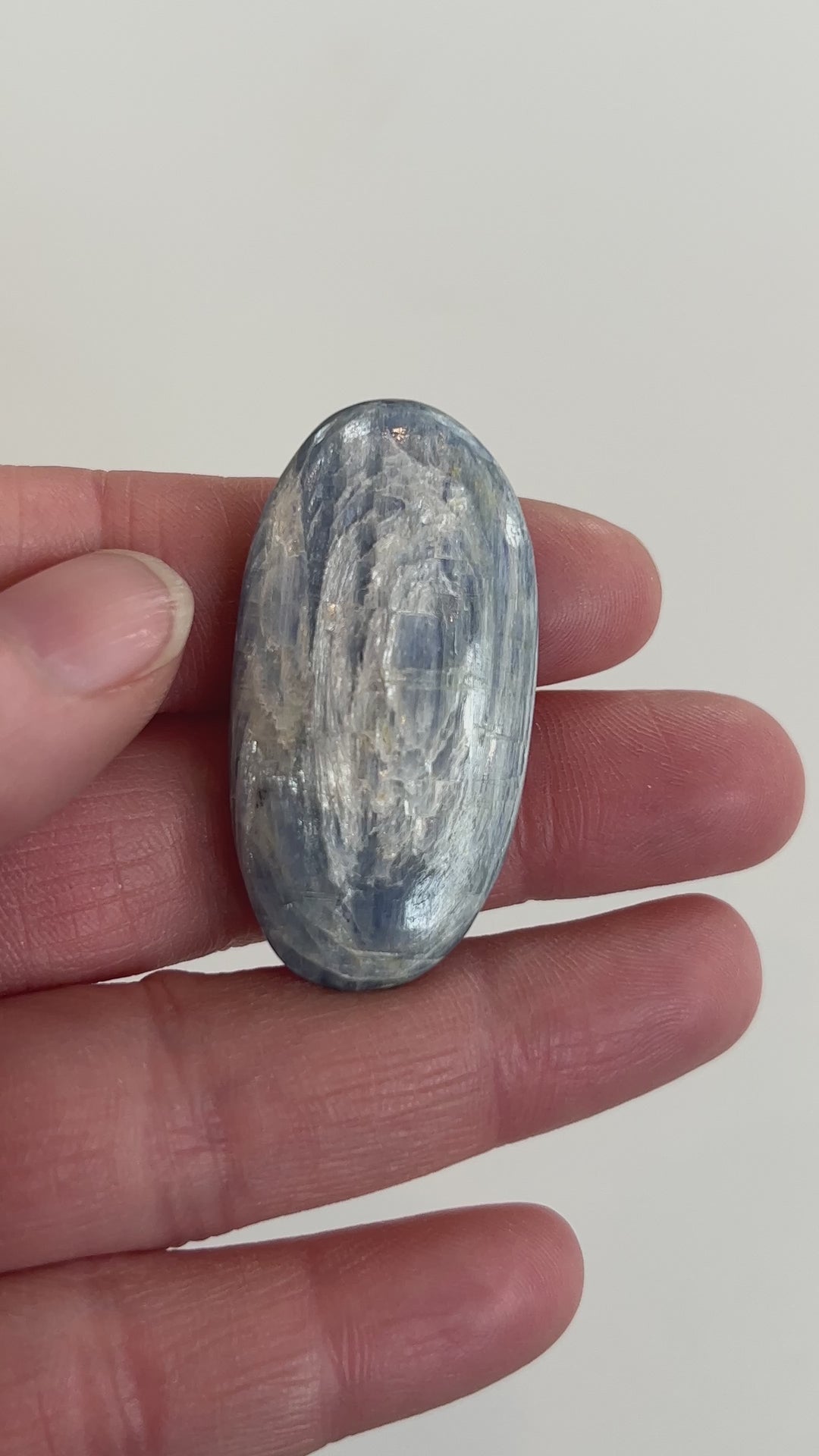 Kyanite Palmstone (9)