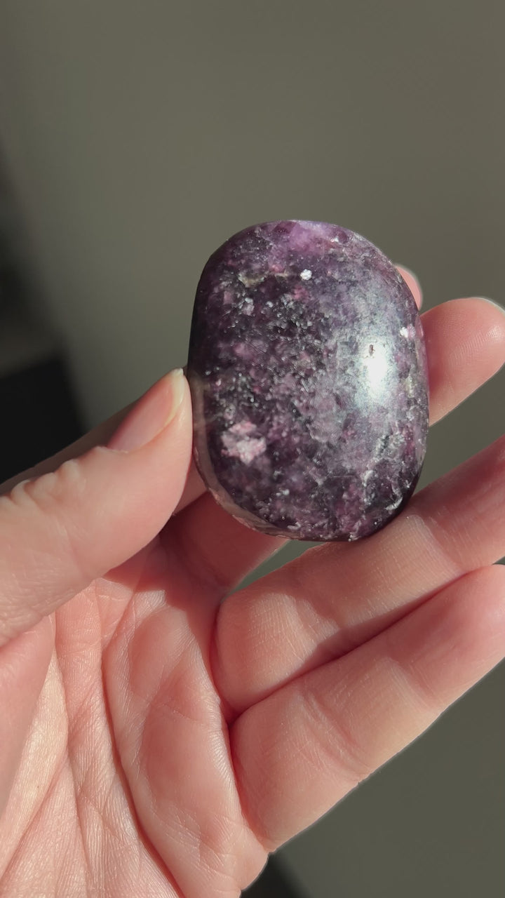 Lepidolite Palmstone 3